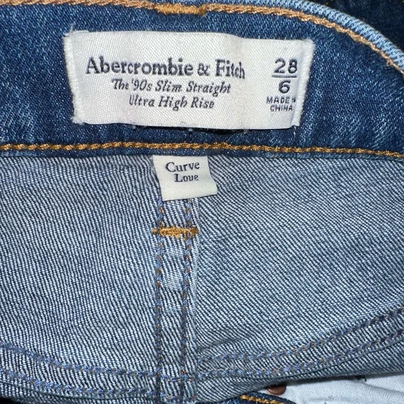 Abercrombie & Fitch Women’s Jeans Size 28 (6) Curve Blue Denim 90s Slim Straight - Picture 3 of 12